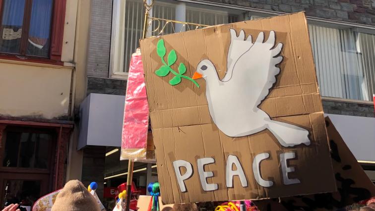 Peace_Rosenmontagszug Köln